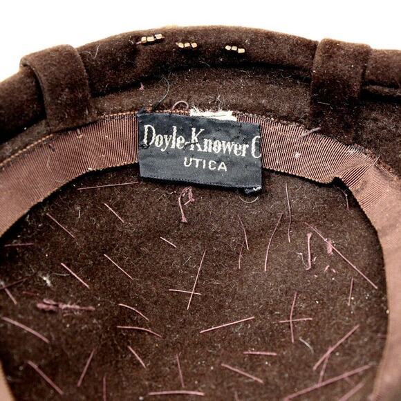 Vintage 40s 50s Hat Brown Felt w Beads and Sequins Doyle-Knower Utica - Hey Viv - Picture 6 of 8